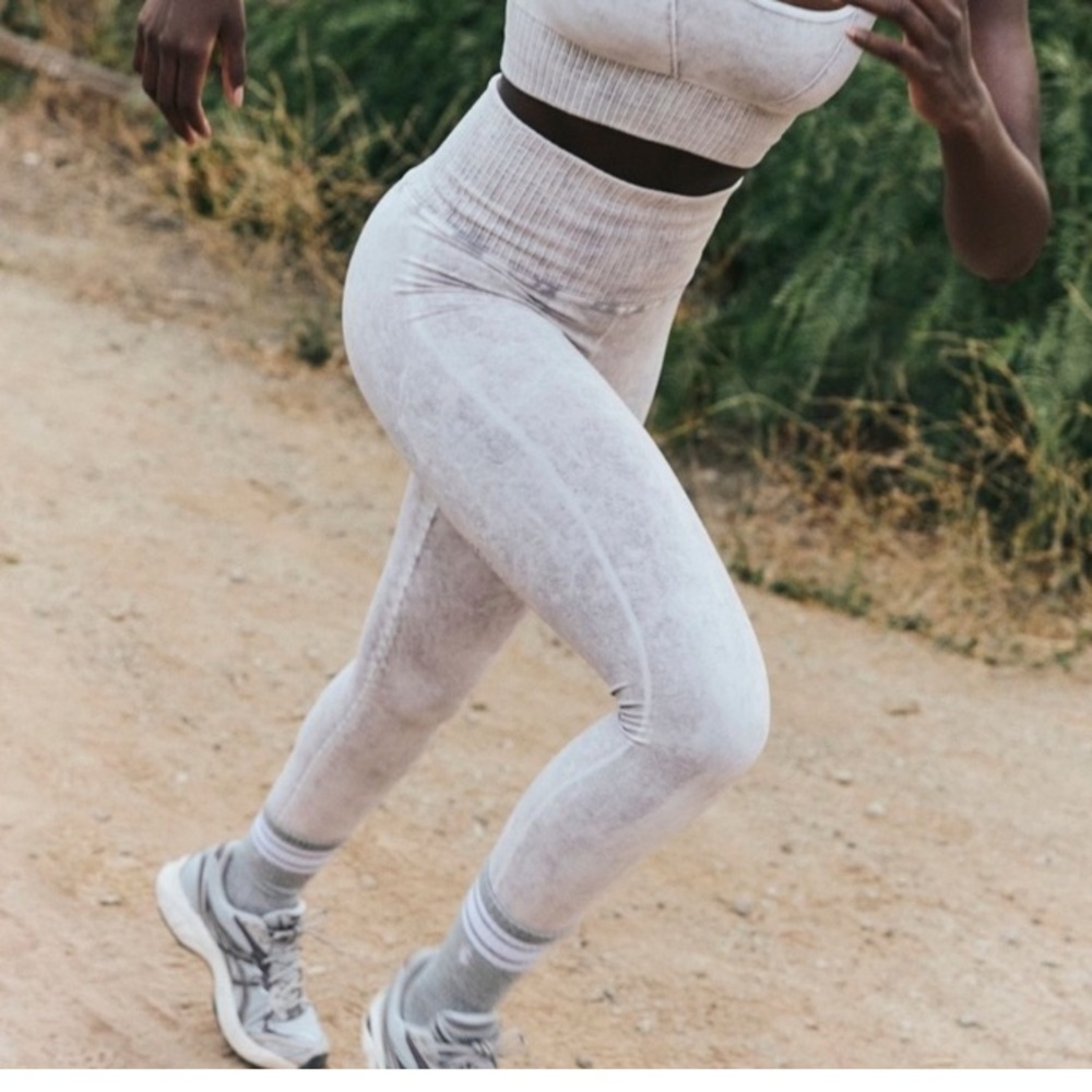 FP Movement High-Rise 7/8 Length Good Karma Leggings - Ice Grey M/L